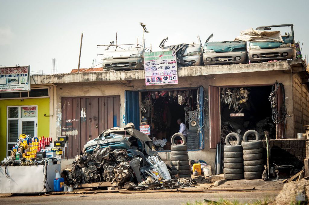 Unterwegs auf Ghana's Straßen