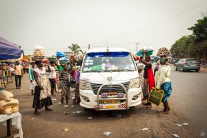 Unterwegs auf Ghana's Straßen